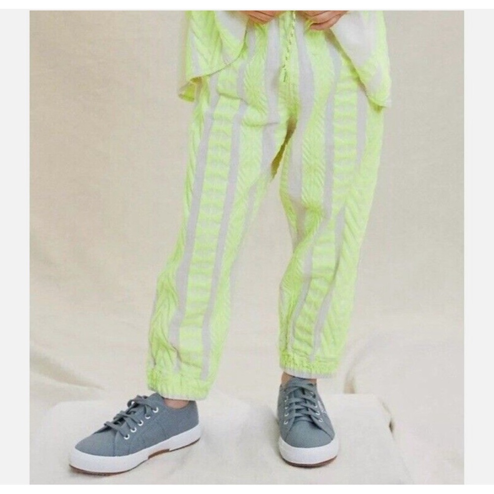 Anthropologie Devotions Twin Petra Embroidered Lime Two Piece Set Size 8/10 NWT - Picture 13 of 16